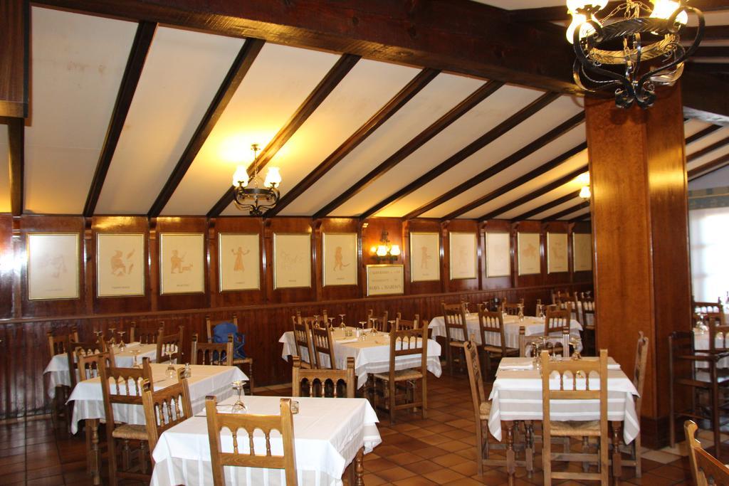 Aparthotel Tres Caminos El Grado Bagian luar foto