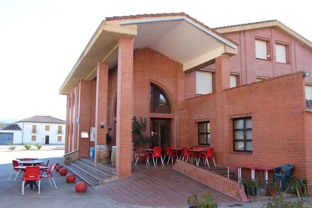 Aparthotel Tres Caminos El Grado Bagian luar foto
