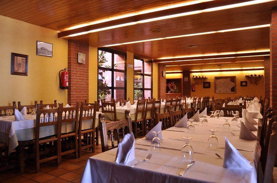 Aparthotel Tres Caminos El Grado Bagian luar foto